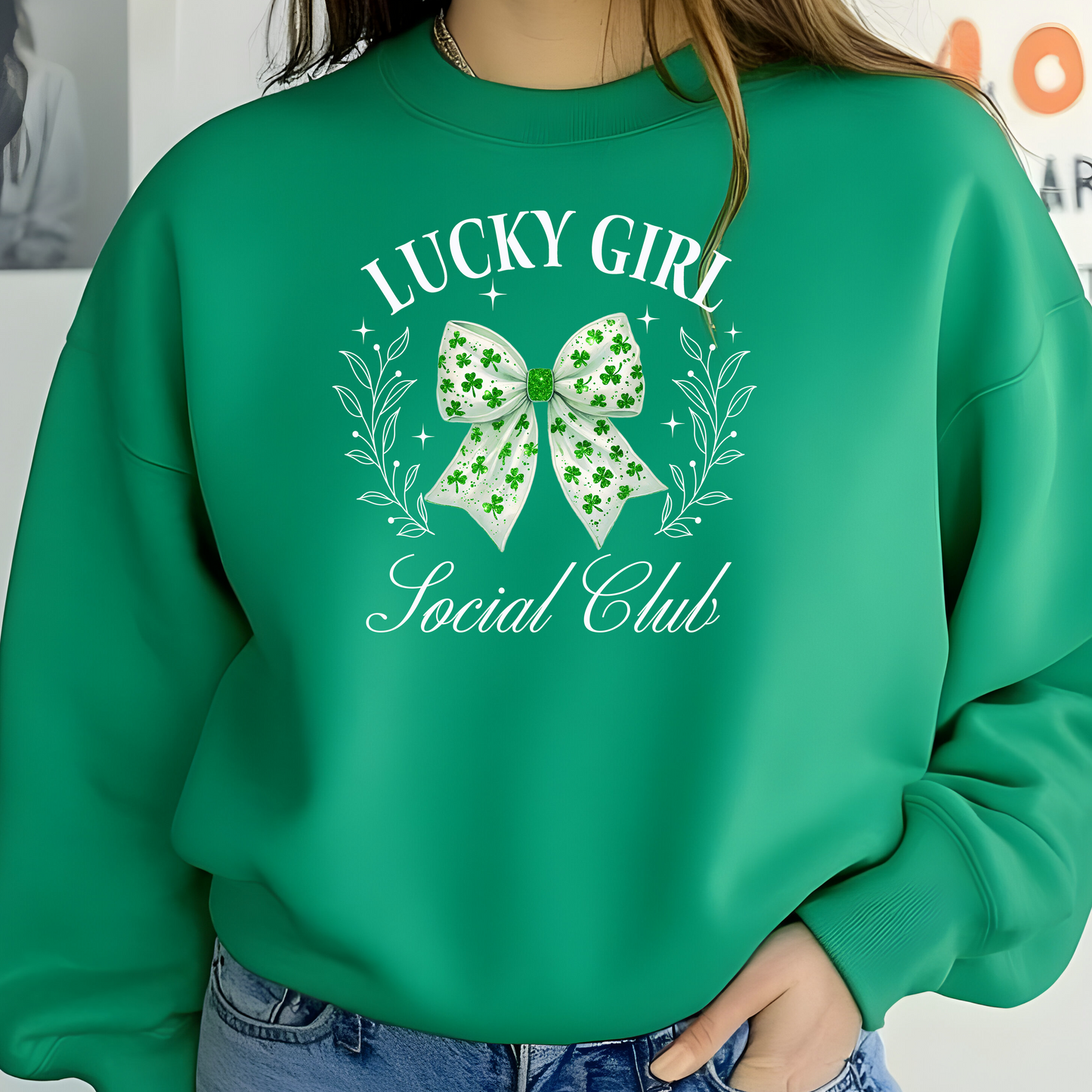 Lucky Girl Social Club - Sweatshirt